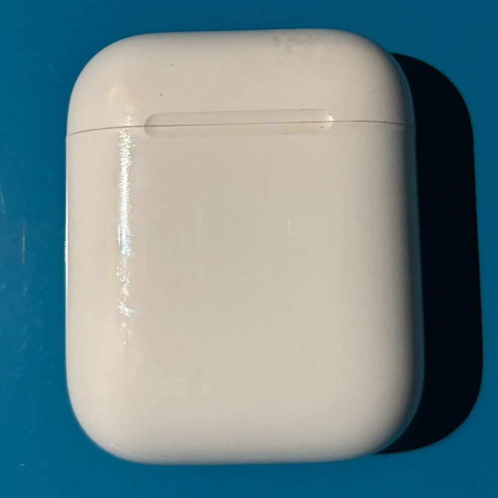 Apple Airpods Charging Box (1st Generation)